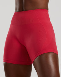 Define 2.0 Seamless Scrunch 4" Shorts | Viva Magenta