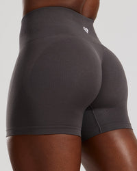 Define 2.0 Seamless Scrunch 4" Shorts | Graphite