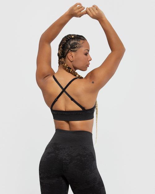 Our Best Gym Tops For Women This Summer - MYPROTEIN™